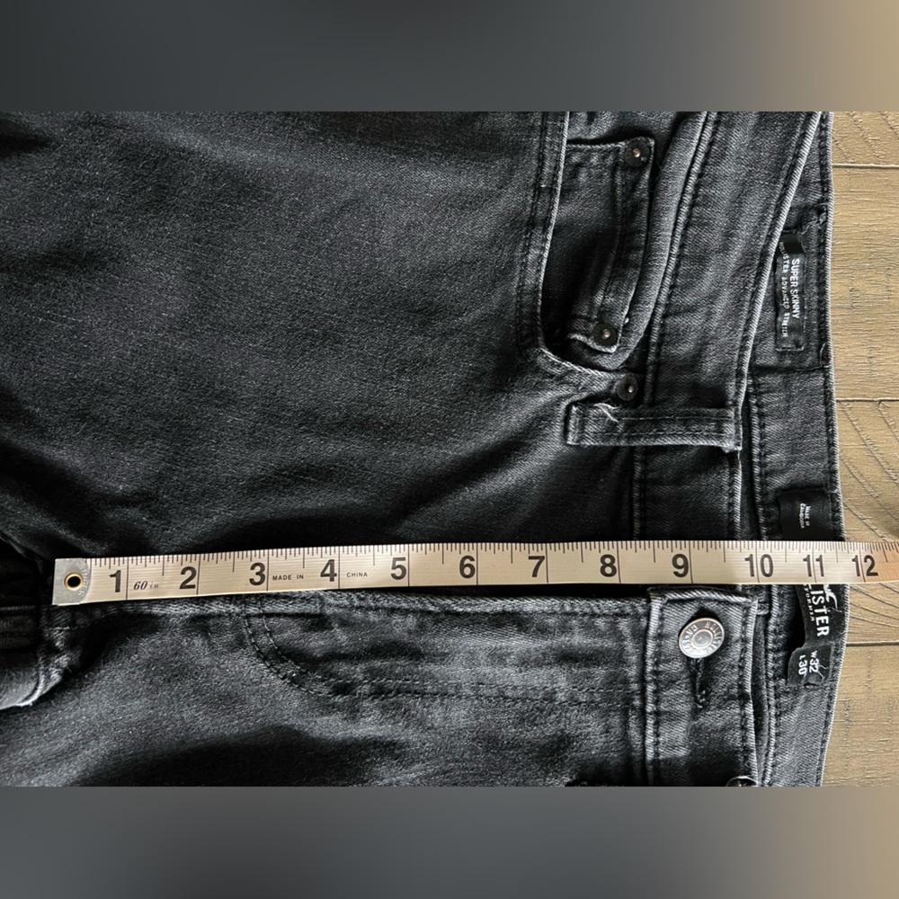 🛍️🛍️ HOLLISTER Black Super Skinny Stretch Distressed Jeans EUC - Picture 4 of 7